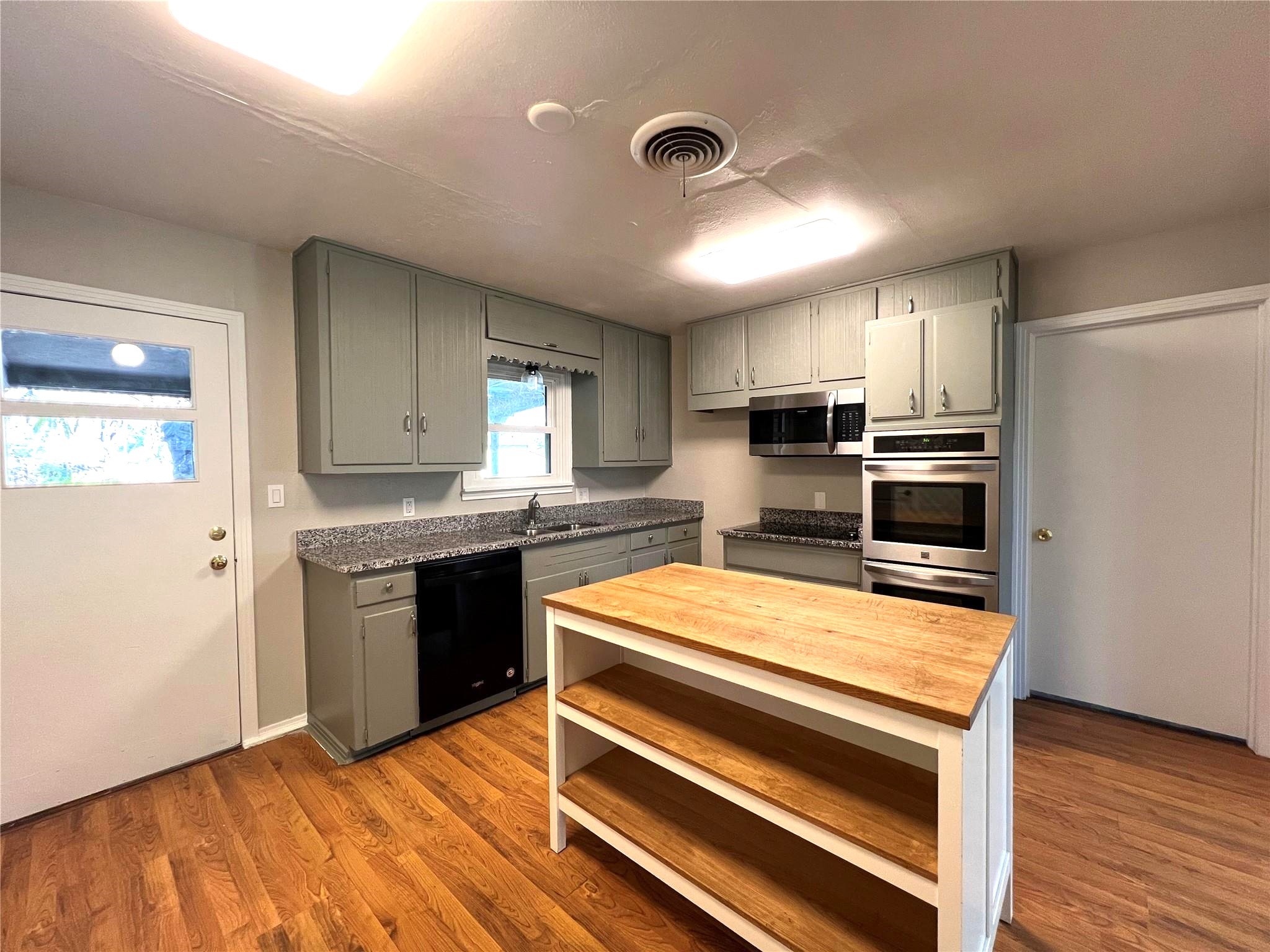 5716 N Wells Circle Westworth Village TX 76114