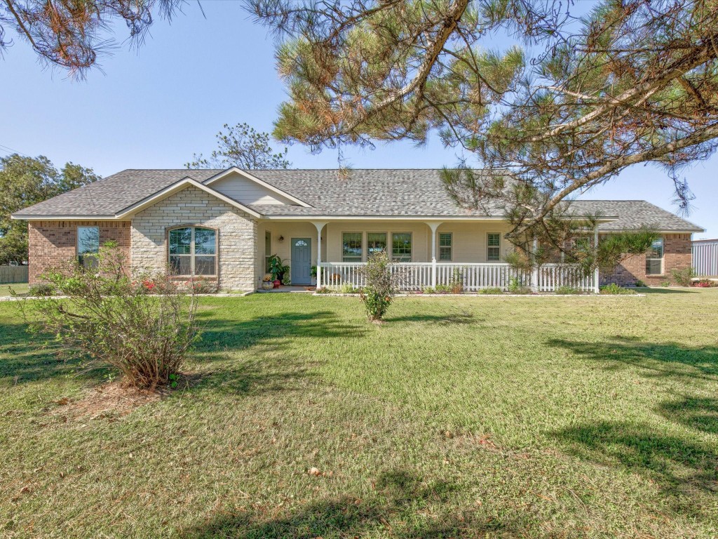 1074 County Road 437 Stephenville TX 76401