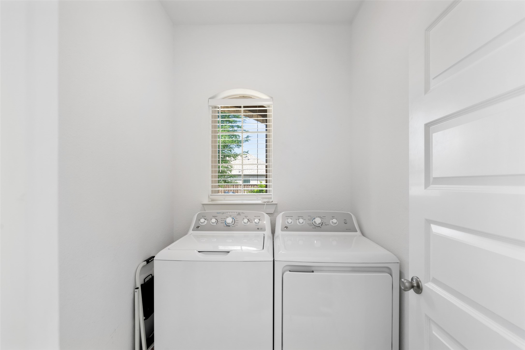 1520 Gelding Drive Aubrey TX 76227