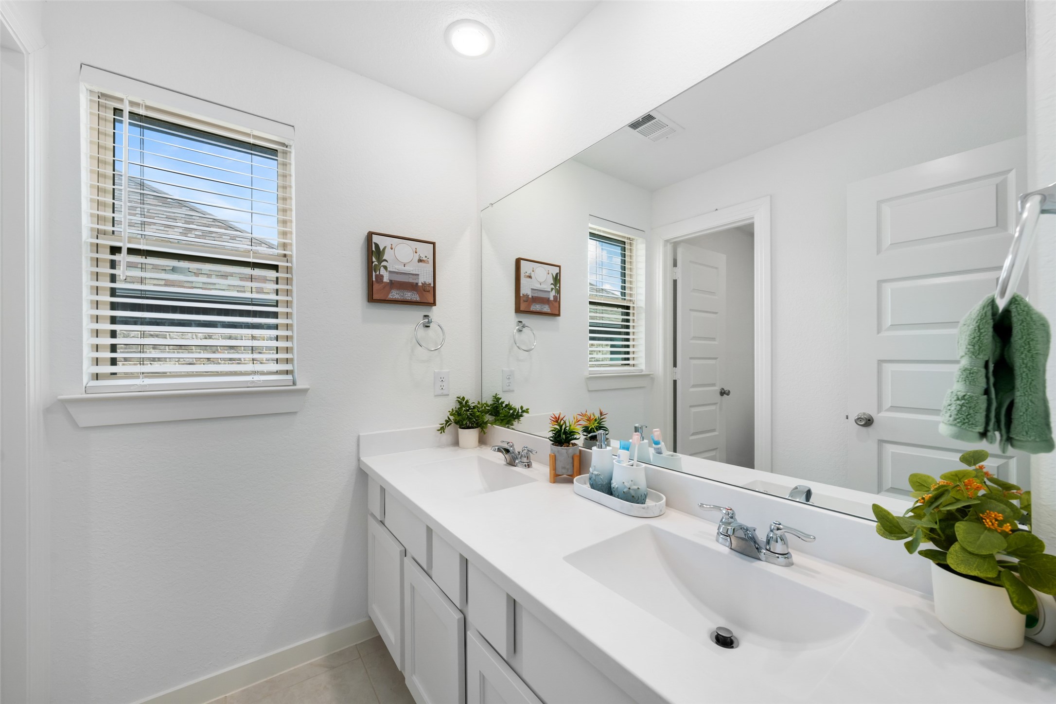 1520 Gelding Drive Aubrey TX 76227