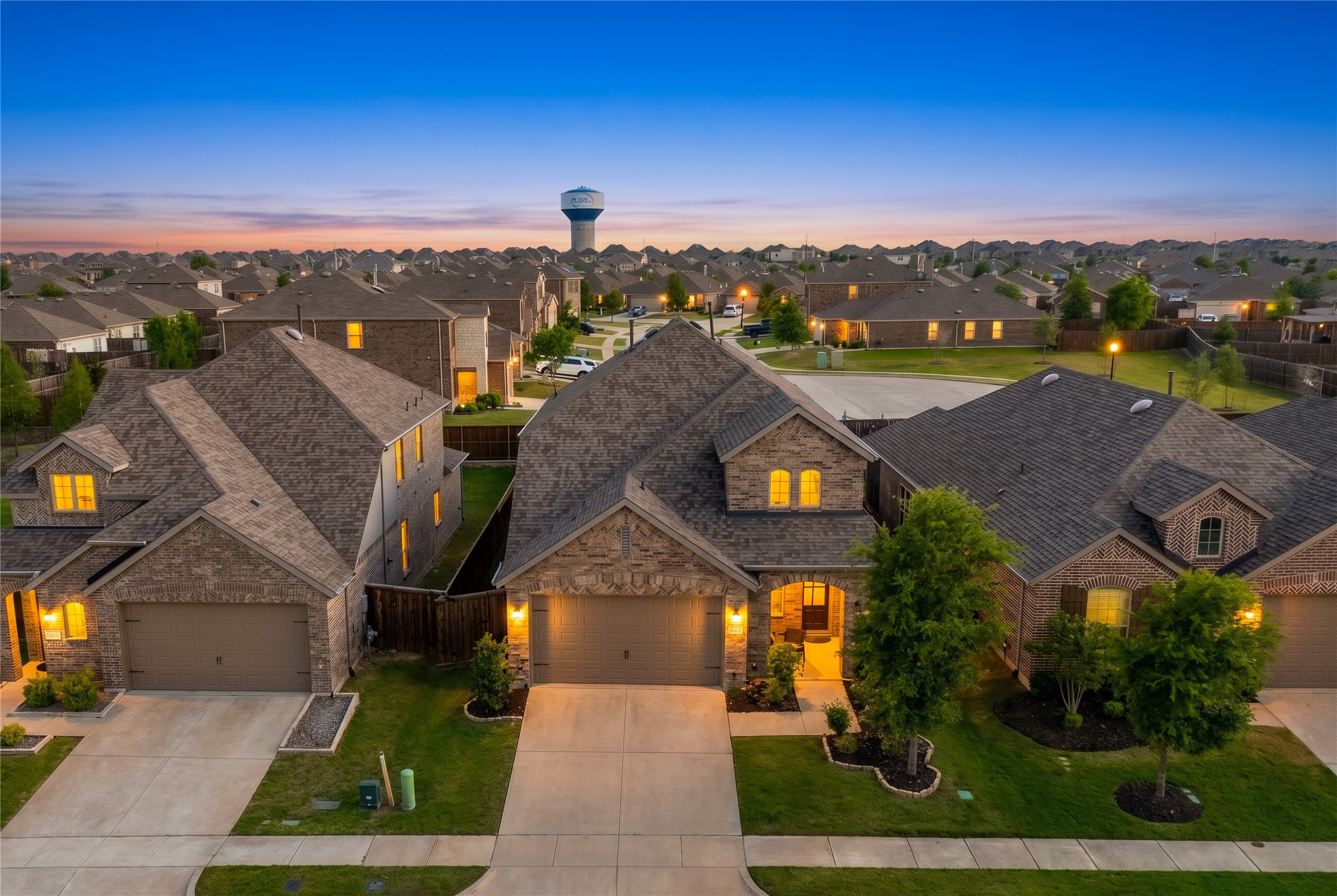 1520 Gelding Drive Aubrey TX 76227