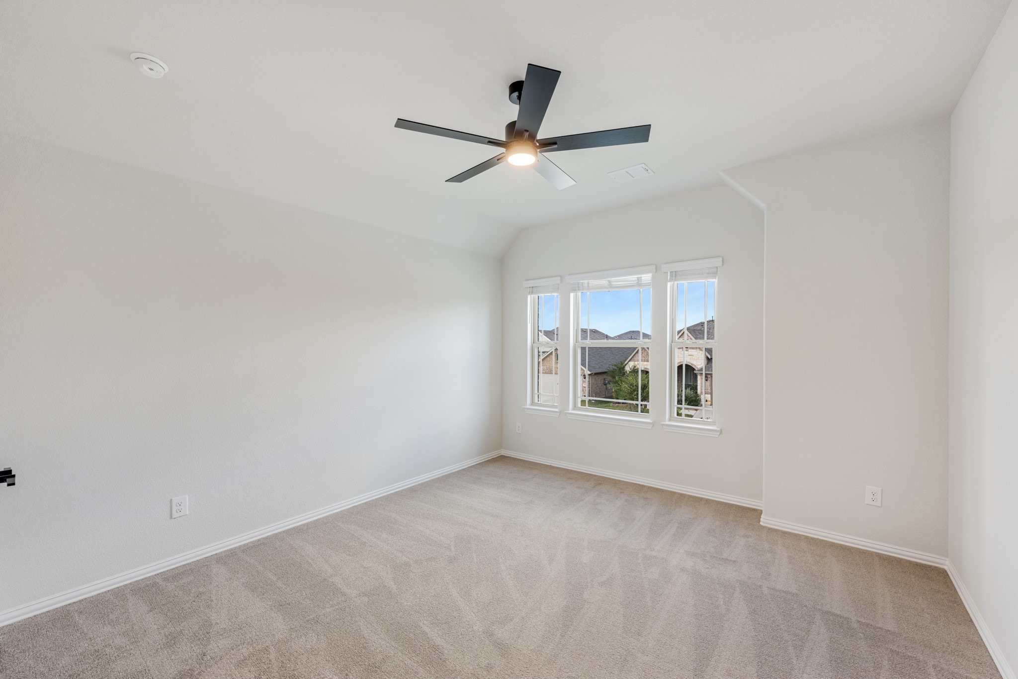 1028 Snowy Owl Drive Alvarado TX 76009