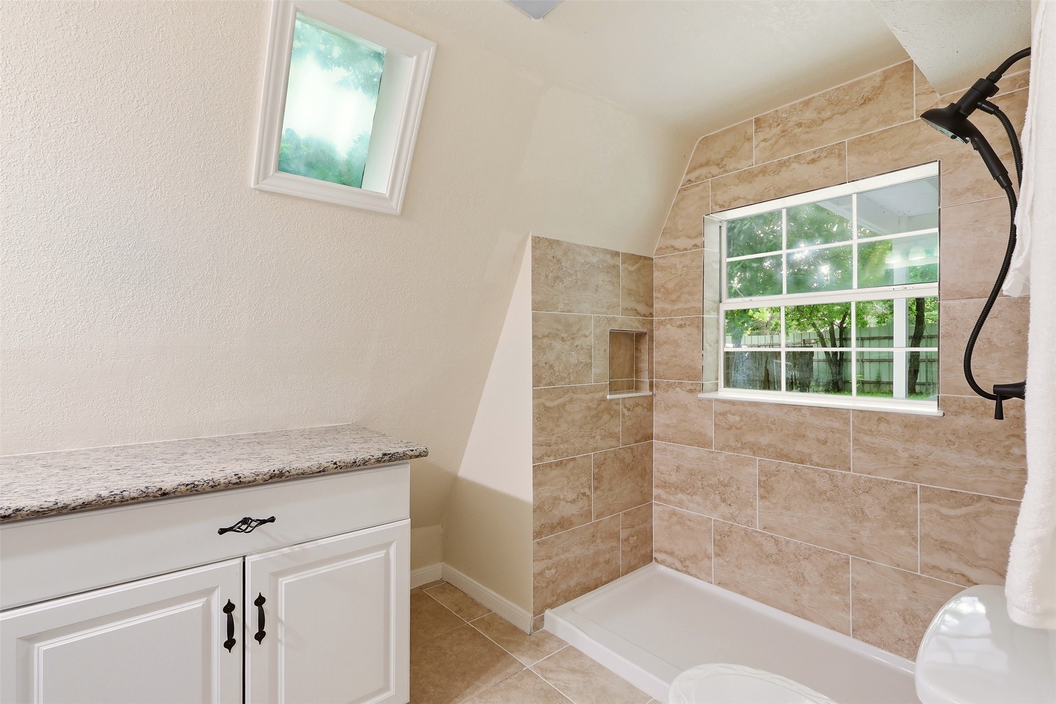 716 Lakeland Road Lake Dallas TX 75065