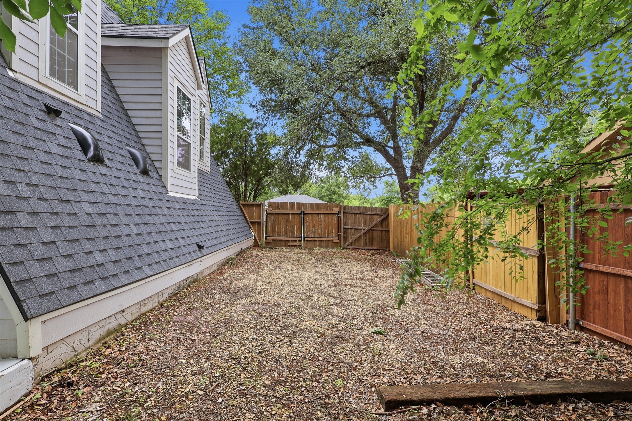 716 Lakeland Road Lake Dallas TX 75065