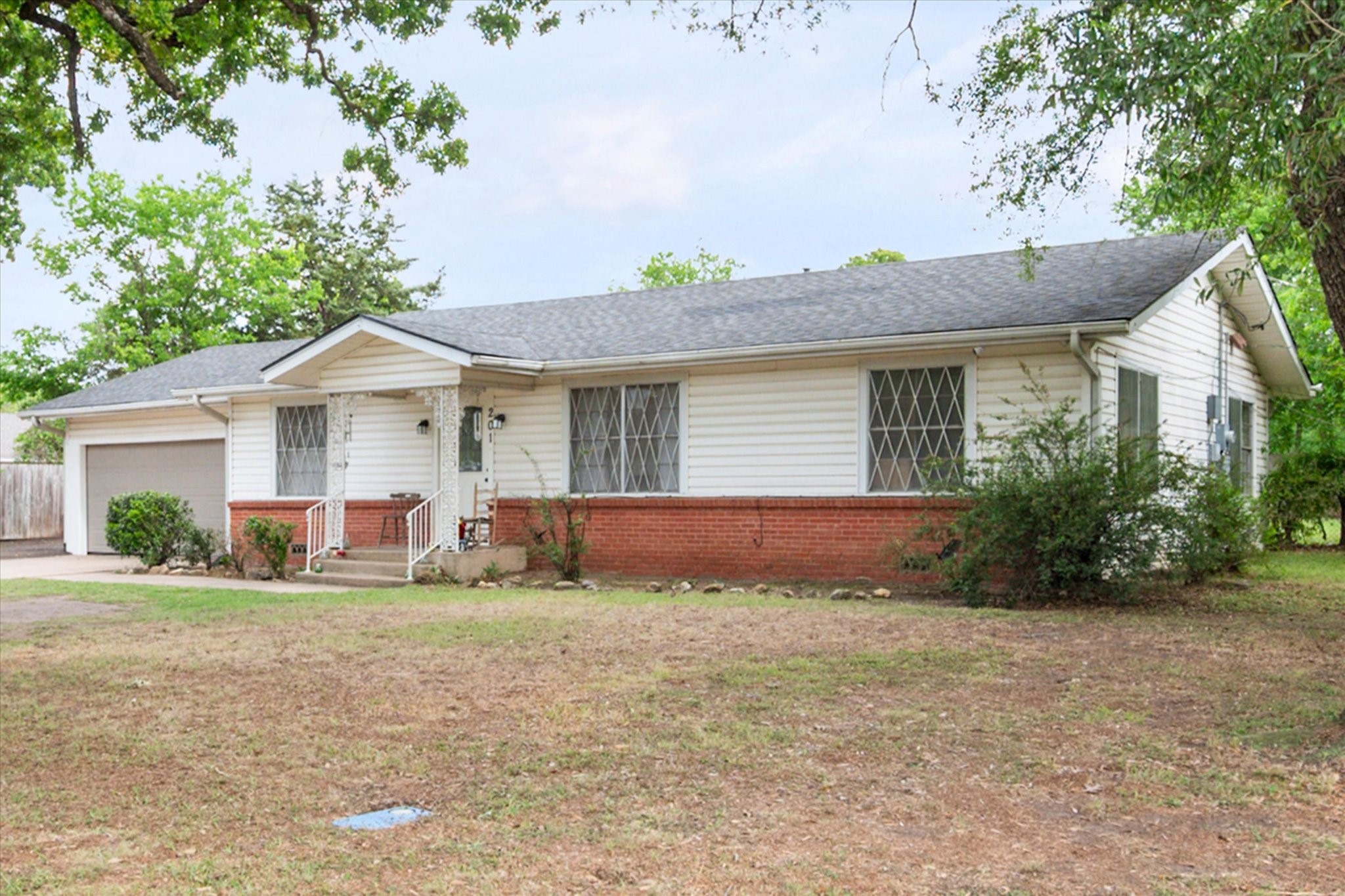 201 Hardy Avenue Corsicana TX 75110