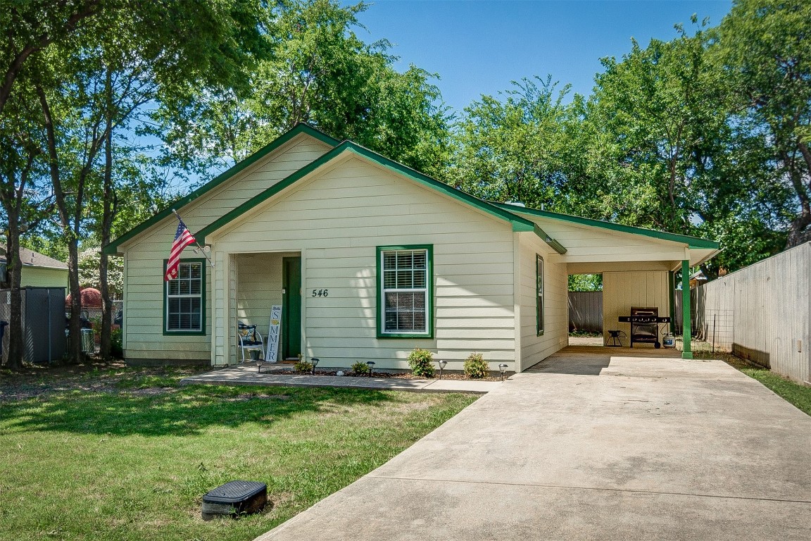 546 Clements Avenue Van Alstyne TX 75495