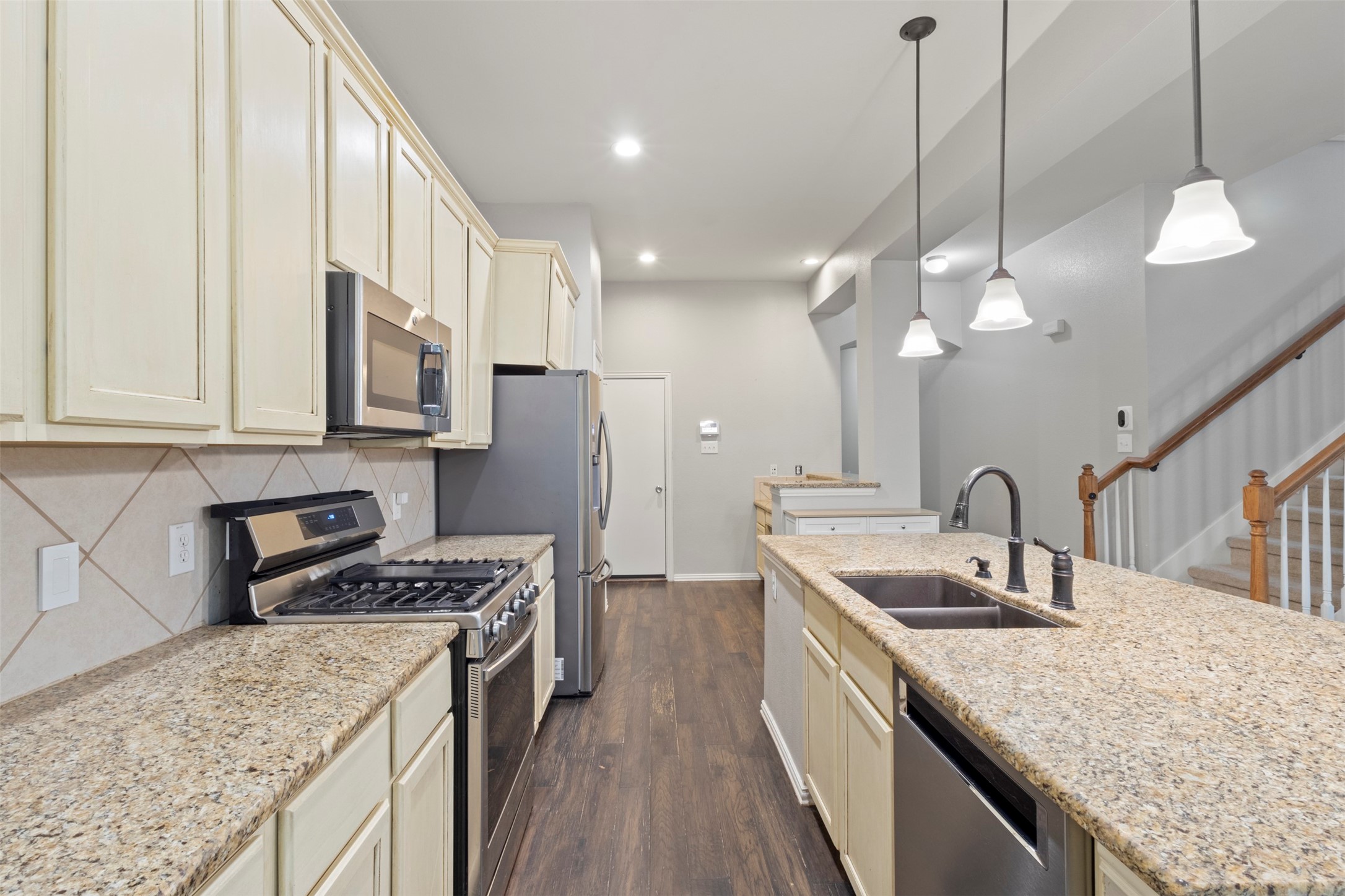 1931 Highland Oaks Drive Wylie TX 75098