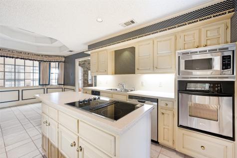 10931 Marsh Lane Dallas TX 75229