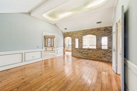 10931 Marsh Lane Dallas TX 75229