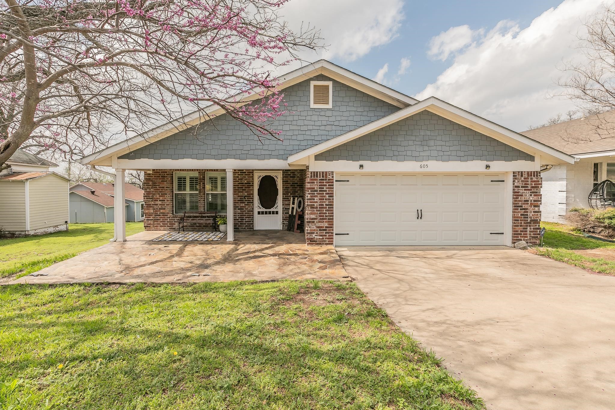605 Duke Street Weatherford TX 76086