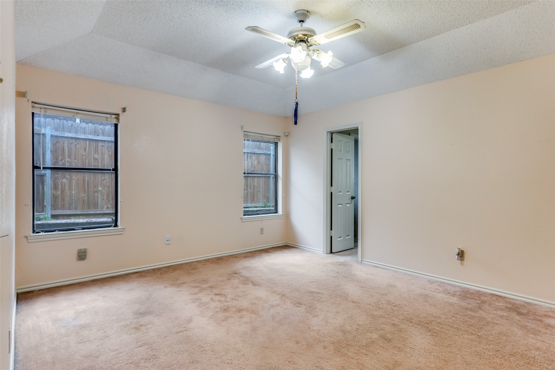 10813 Tall Oak Drive Fort Worth TX 76108