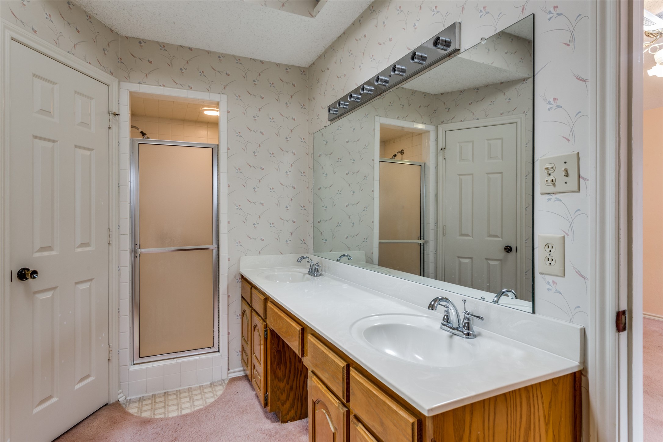 10813 Tall Oak Drive Fort Worth TX 76108