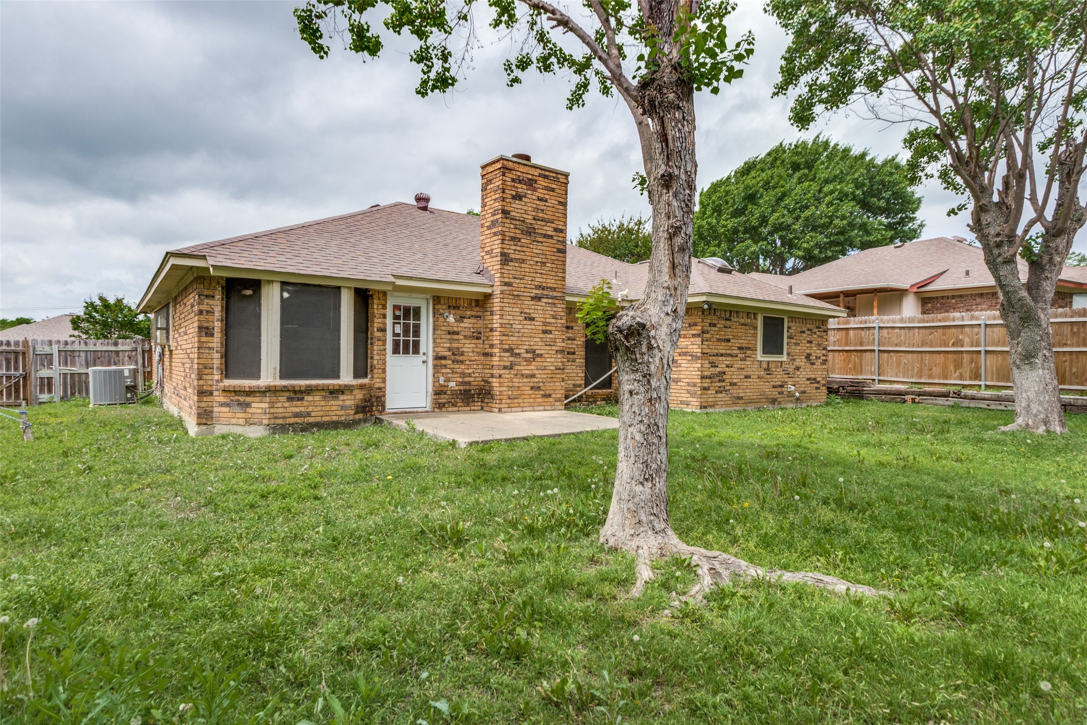 10813 Tall Oak Drive Fort Worth TX 76108