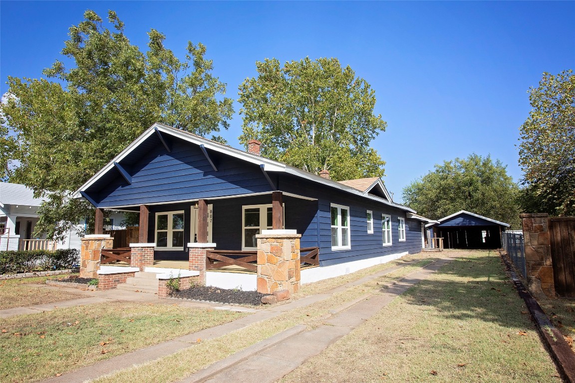 807 Virginia Street Graham TX 76450