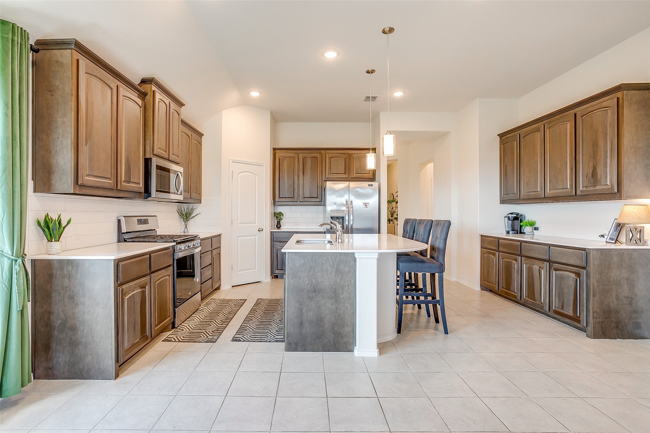 907 Beverly Drive Cleburne TX 76033