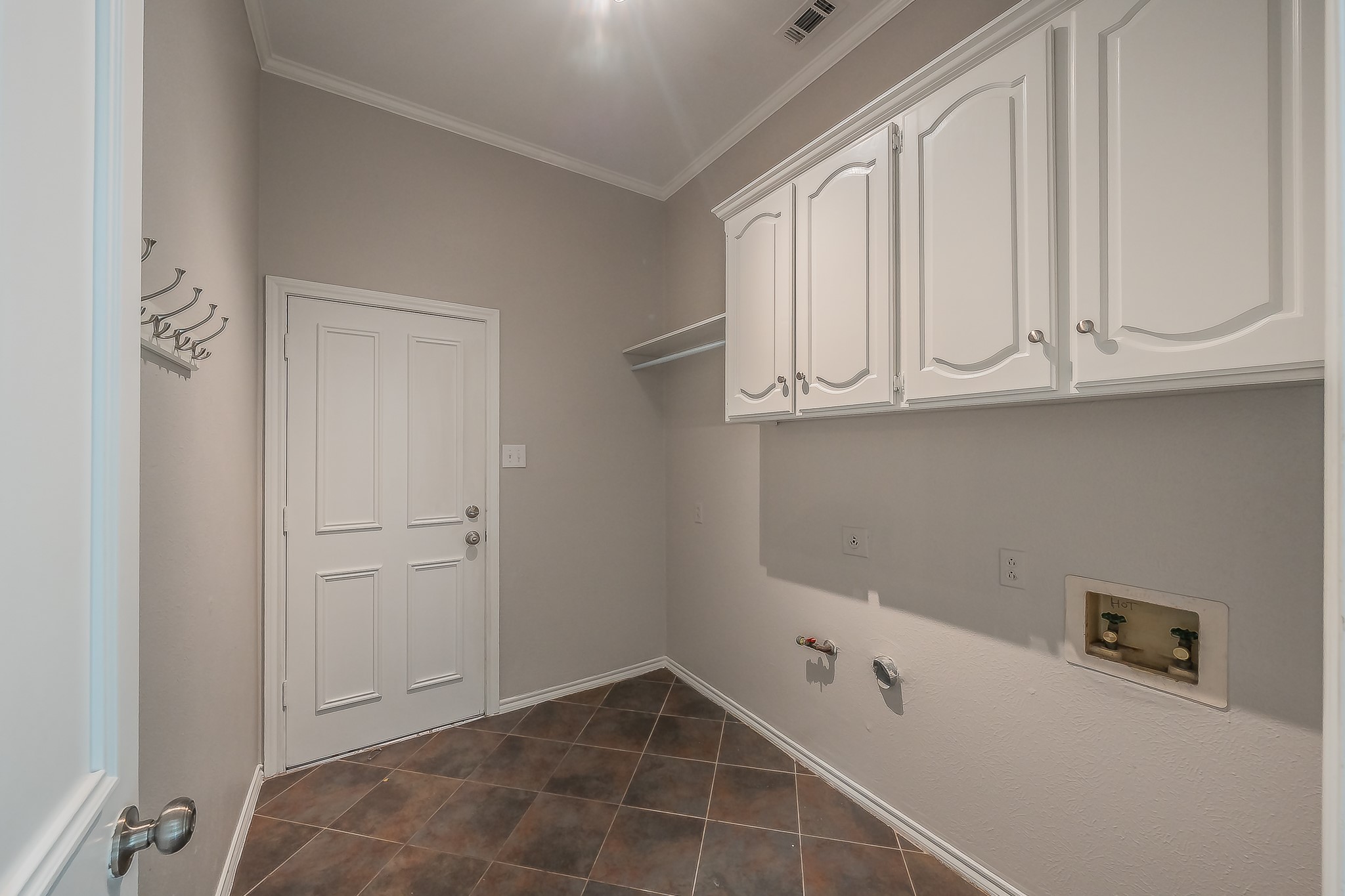 18512 Highland Creek Lane Dallas TX 75252