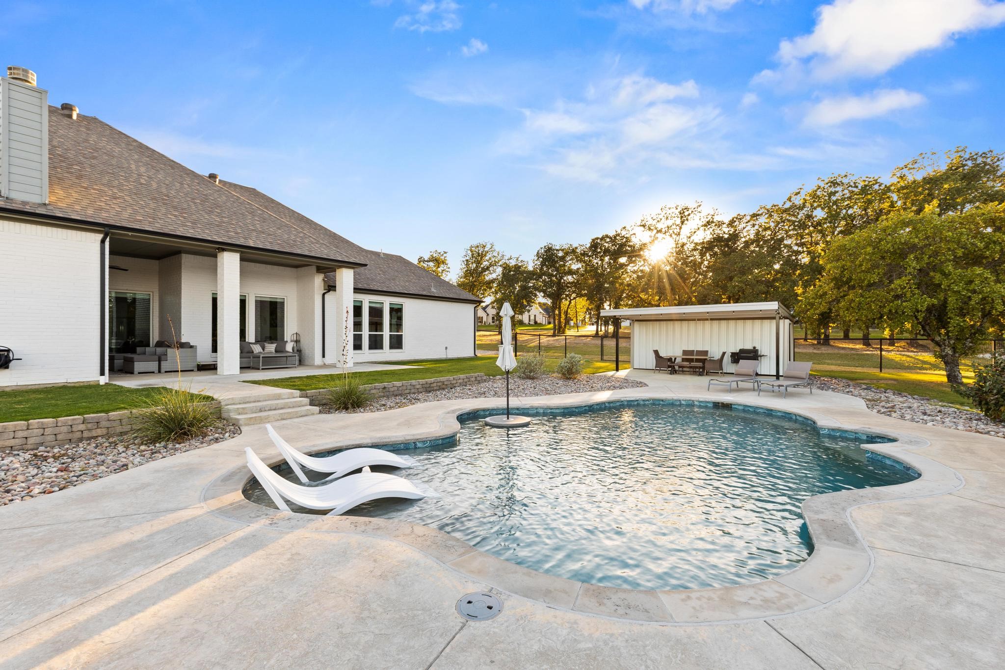 2024 Antler Loop Poolville TX 76487