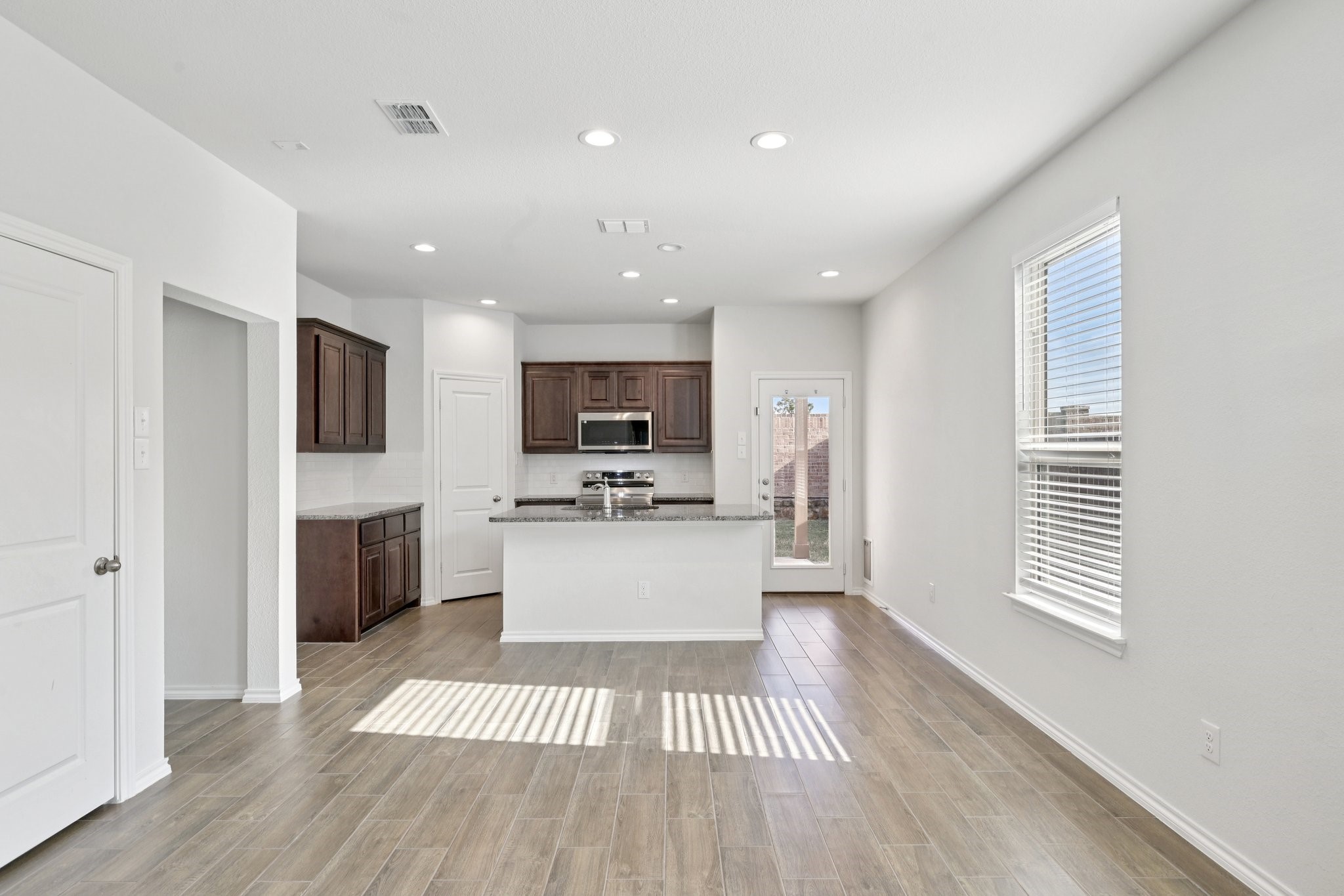 713 Presidio Street Aubrey TX 76227