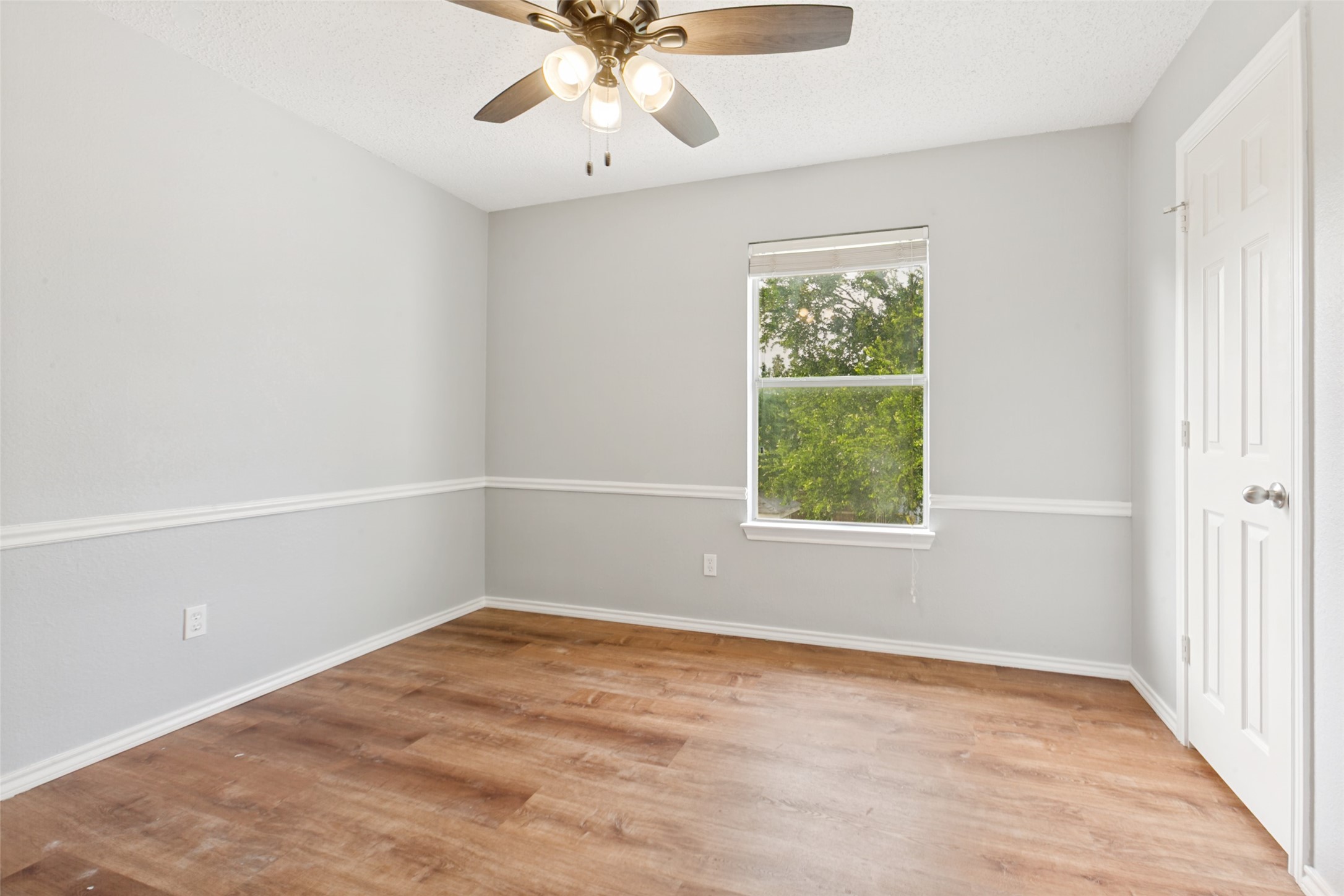 1209 Montclair Drive Garland TX 75040