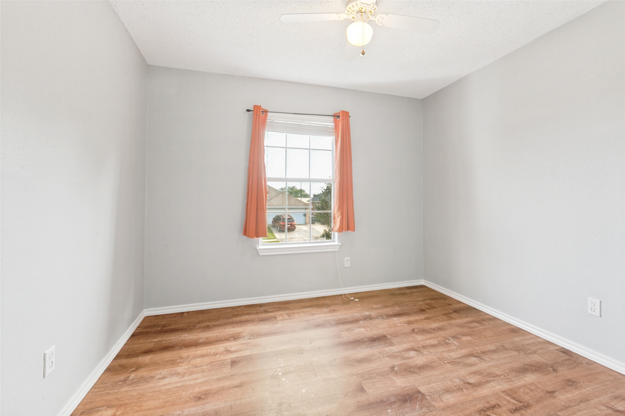 1209 Montclair Drive Garland TX 75040