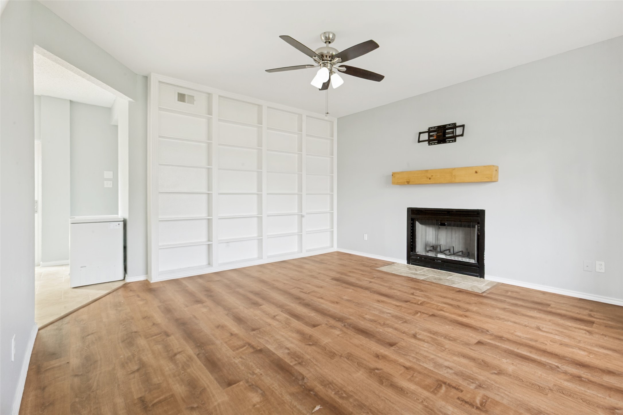1209 Montclair Drive Garland TX 75040