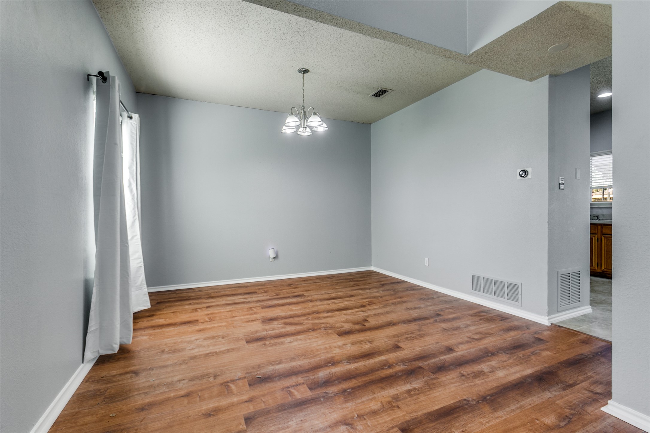 1209 Montclair Drive Garland TX 75040