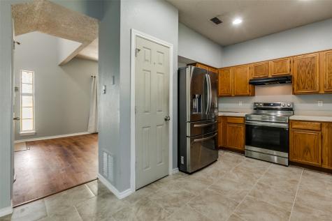 1209 Montclair Drive Garland TX 75040