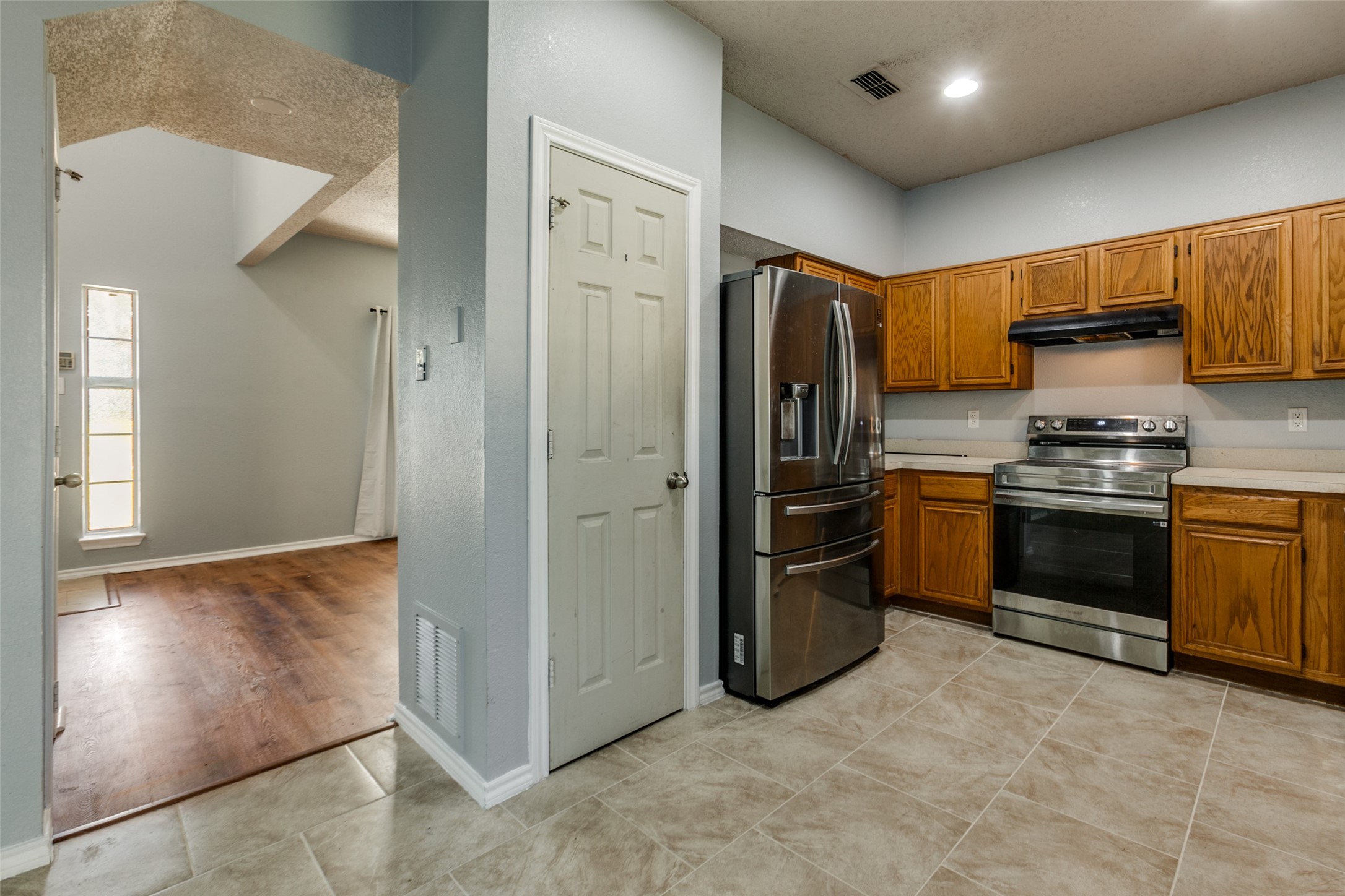 1209 Montclair Drive Garland TX 75040