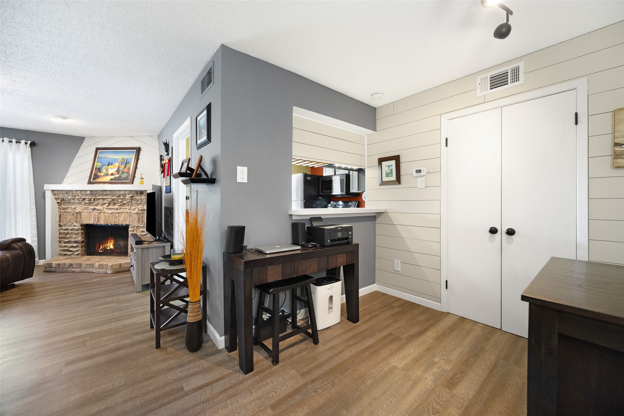 5626 Preston Oaks Road Dallas TX 75254