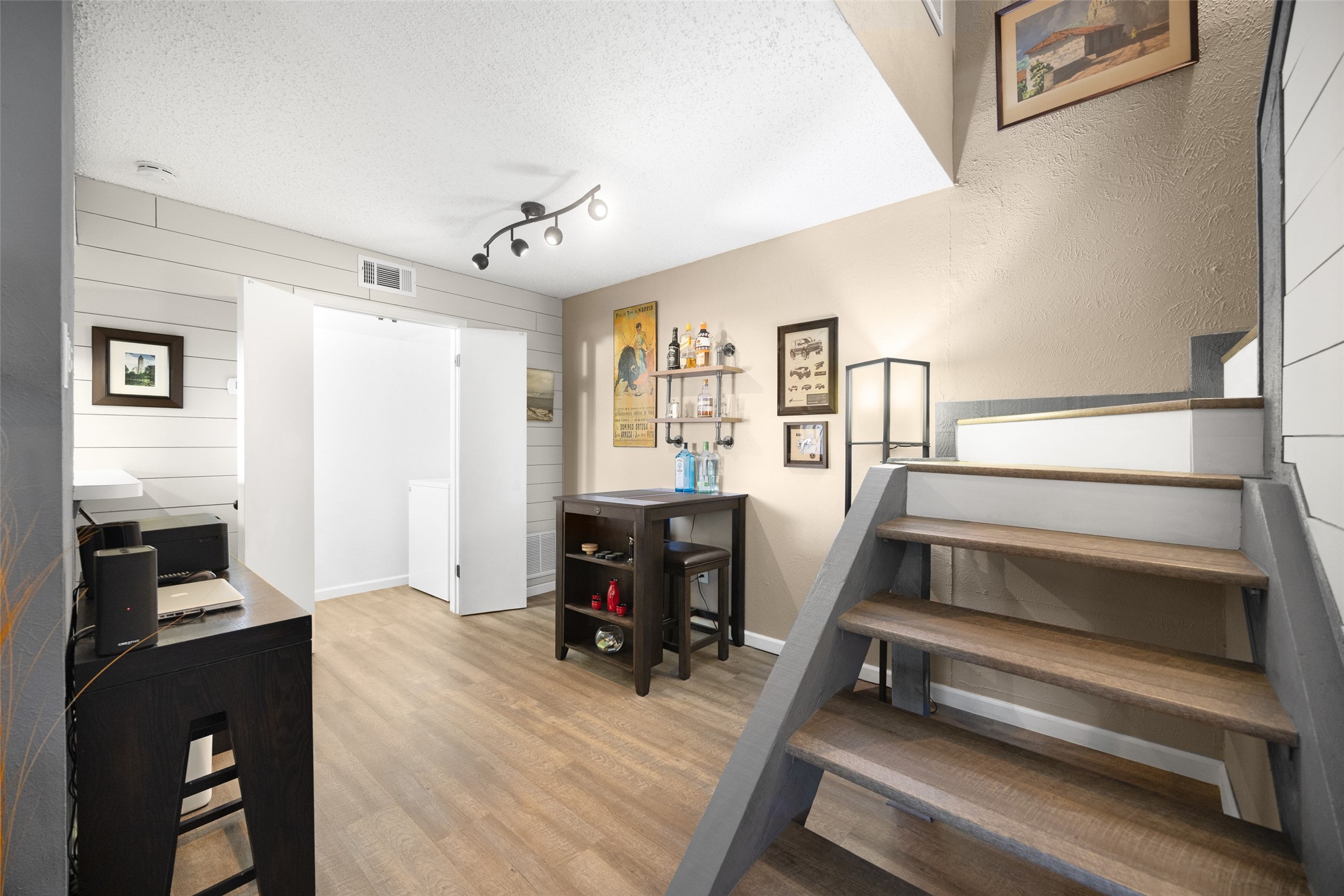 5626 Preston Oaks Road Dallas TX 75254