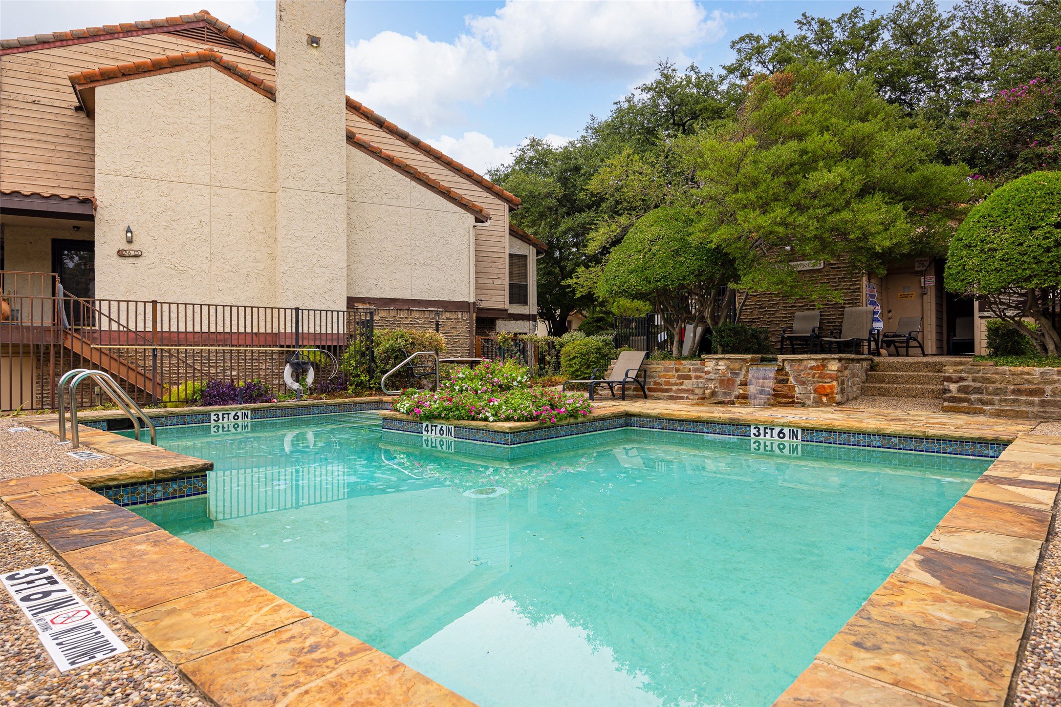 5626 Preston Oaks Road Dallas TX 75254