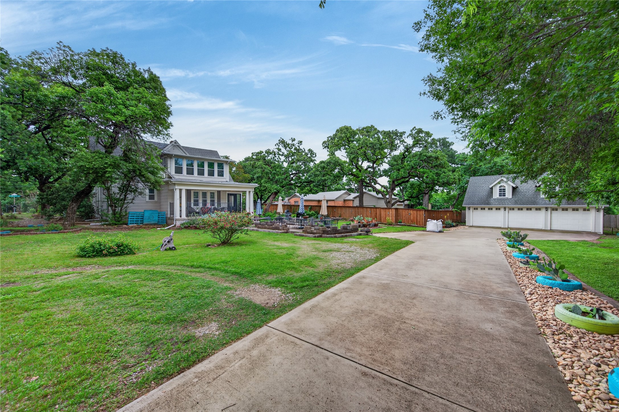 2300 N Edgewood Terrace Fort Worth TX 76103