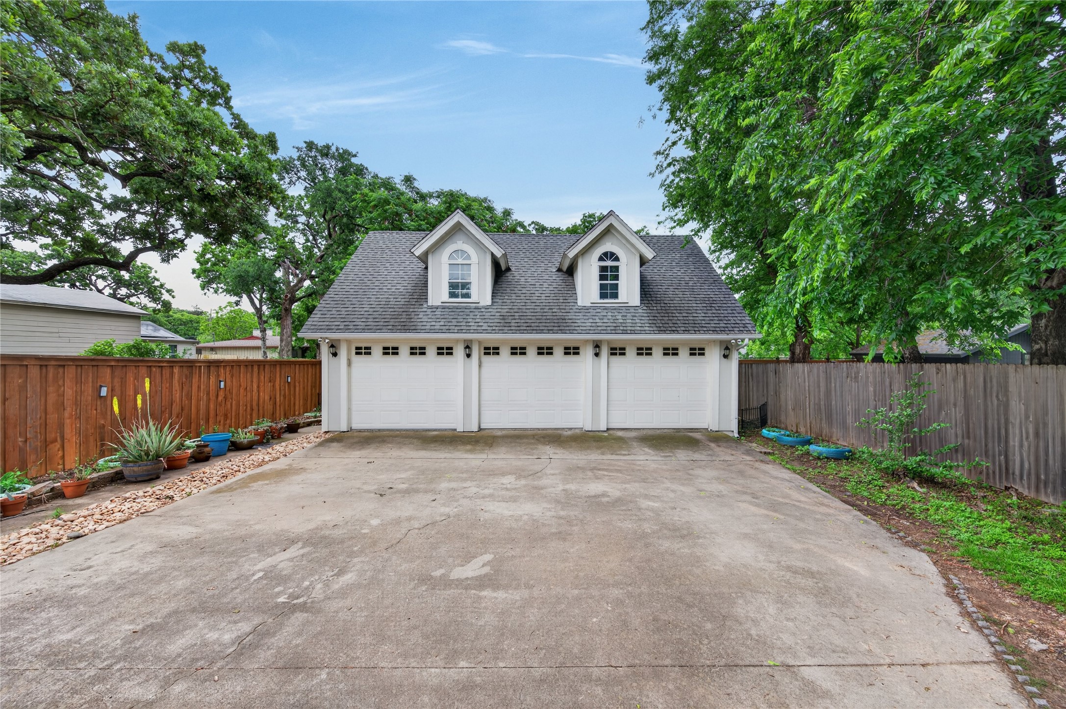 2300 N Edgewood Terrace Fort Worth TX 76103