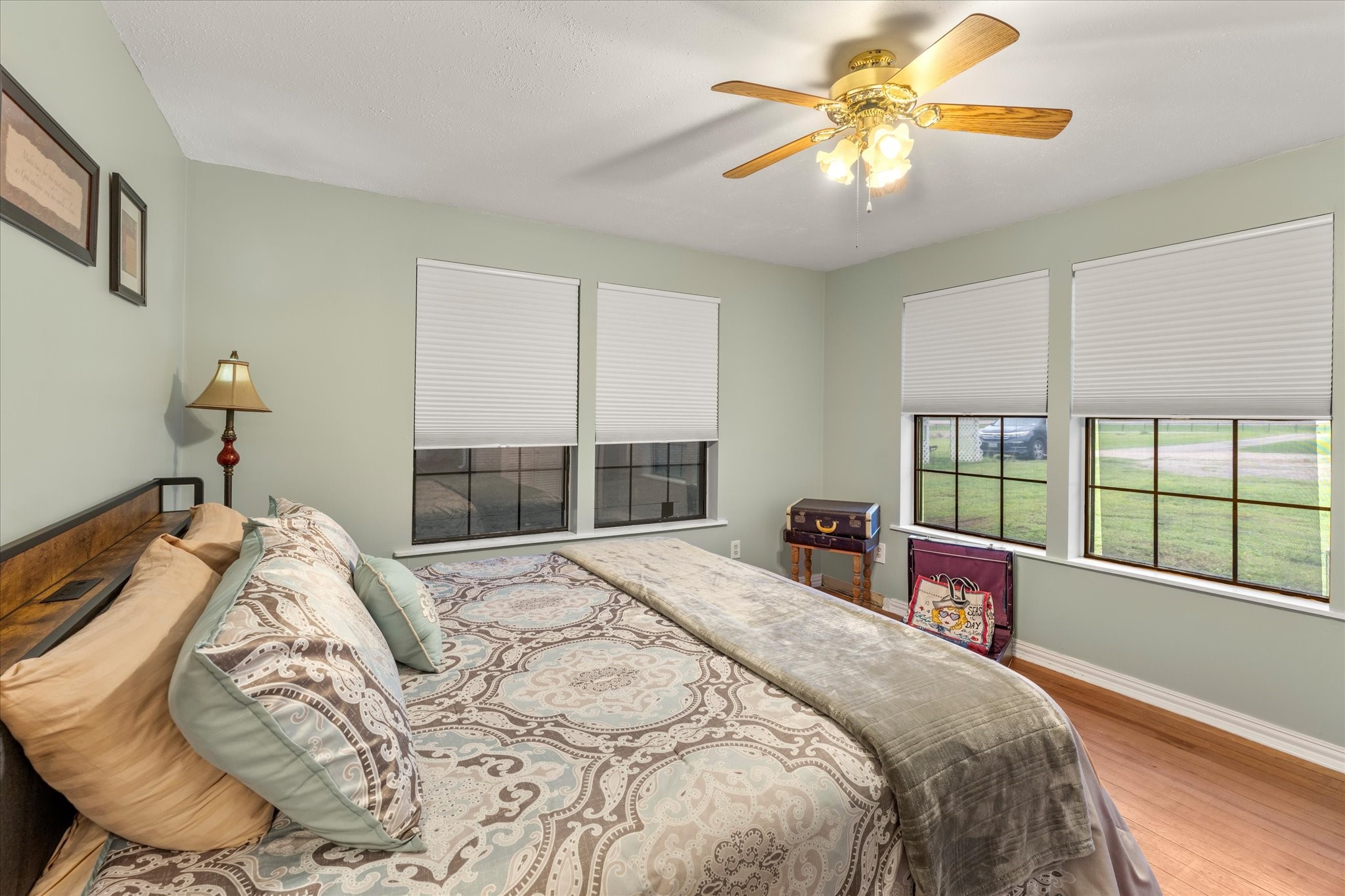 11 Naples Drive Omaha TX 75571
