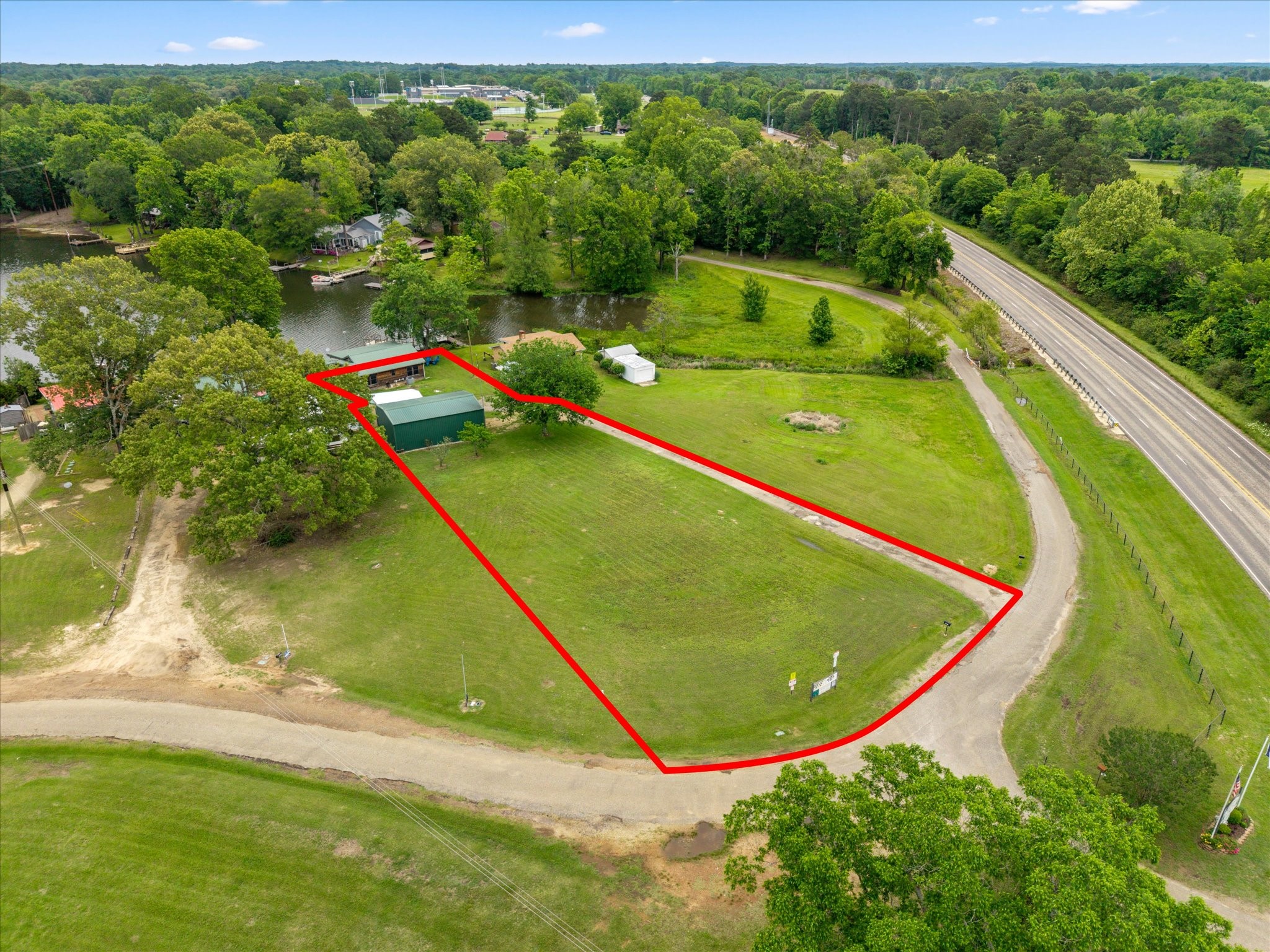 11 Naples Drive Omaha TX 75571