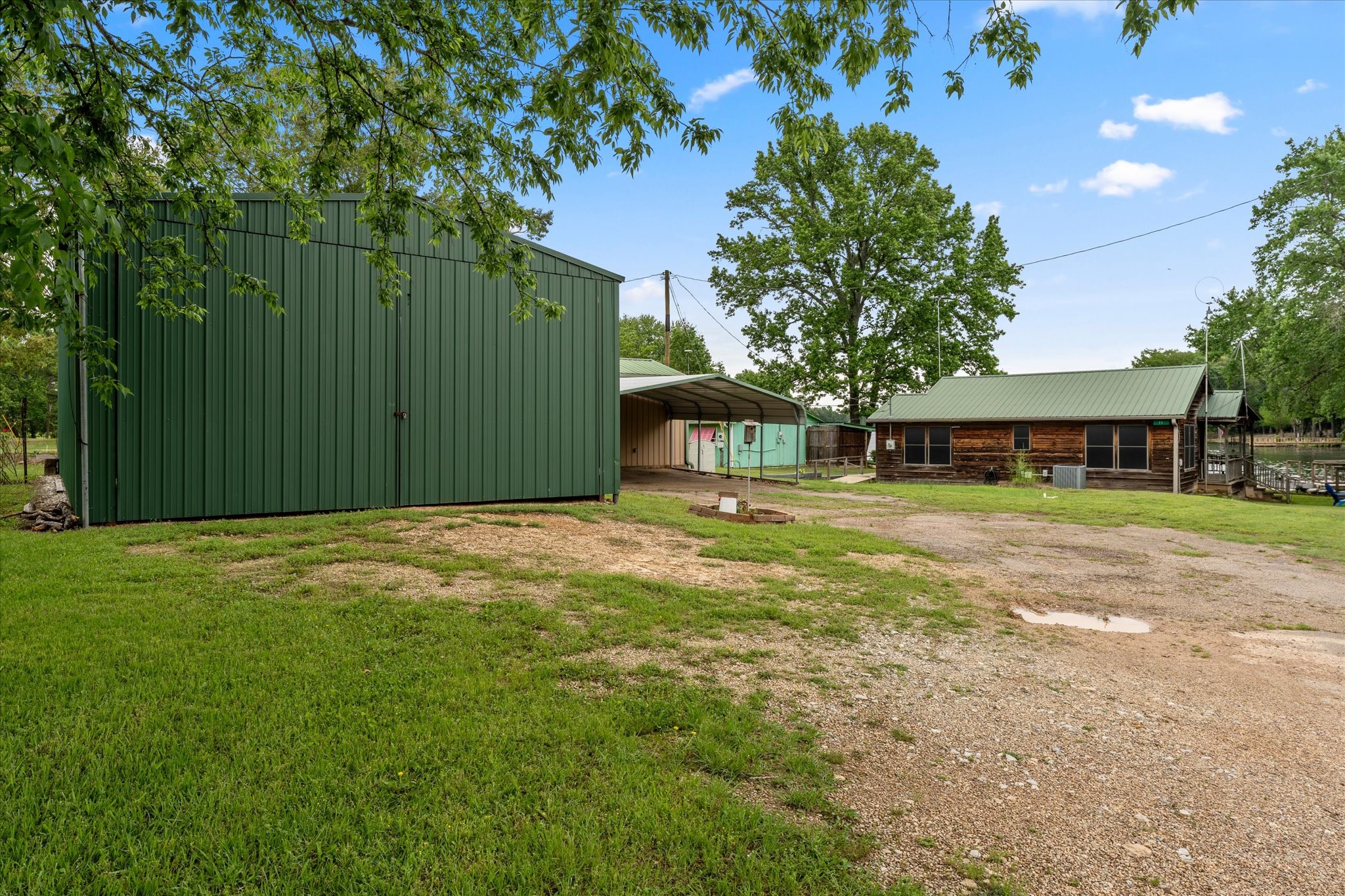 11 Naples Drive Omaha TX 75571