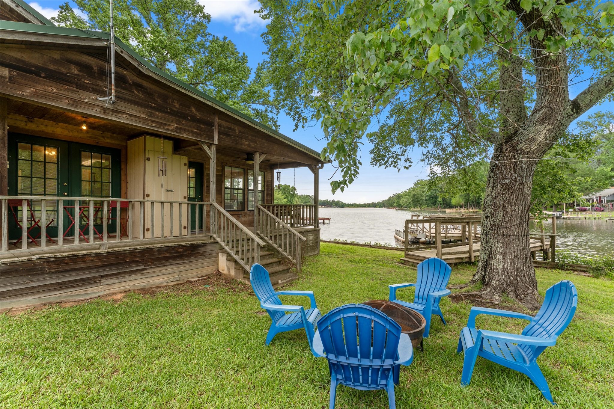 11 Naples Drive Omaha TX 75571