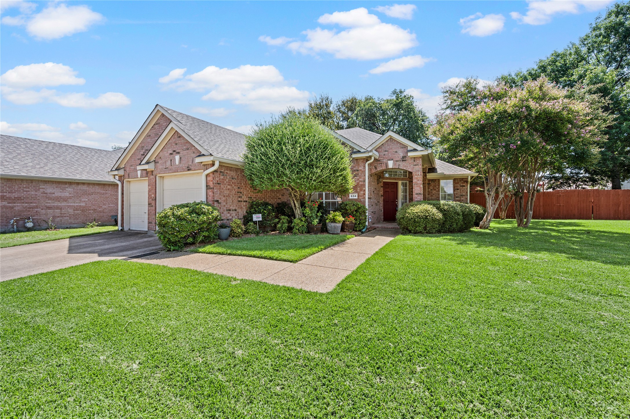 634 Rivercove Drive Garland TX 75044