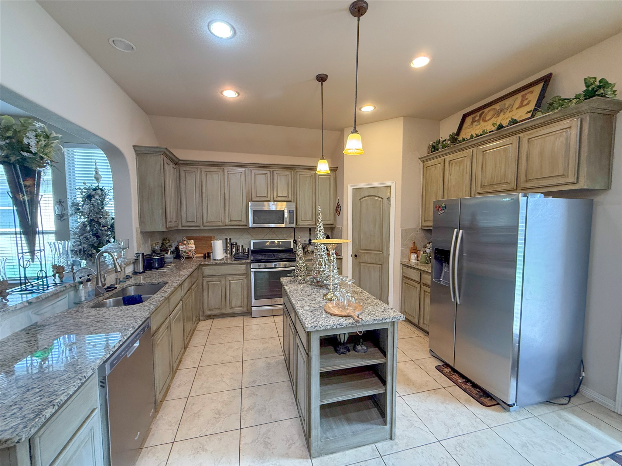 9307 Water Oak Court Arlington TX 76002