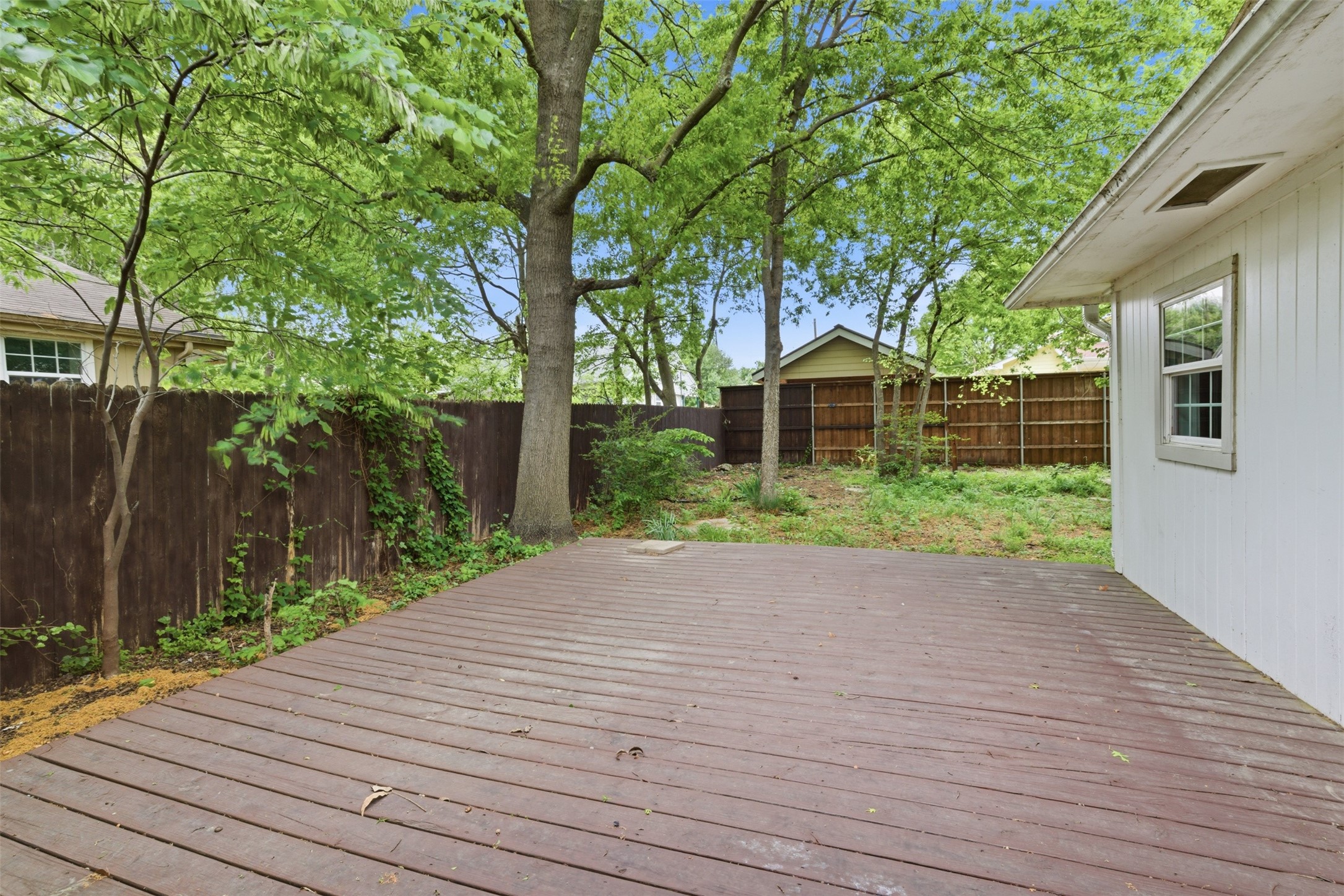 1207 N College Street Mckinney TX 75069