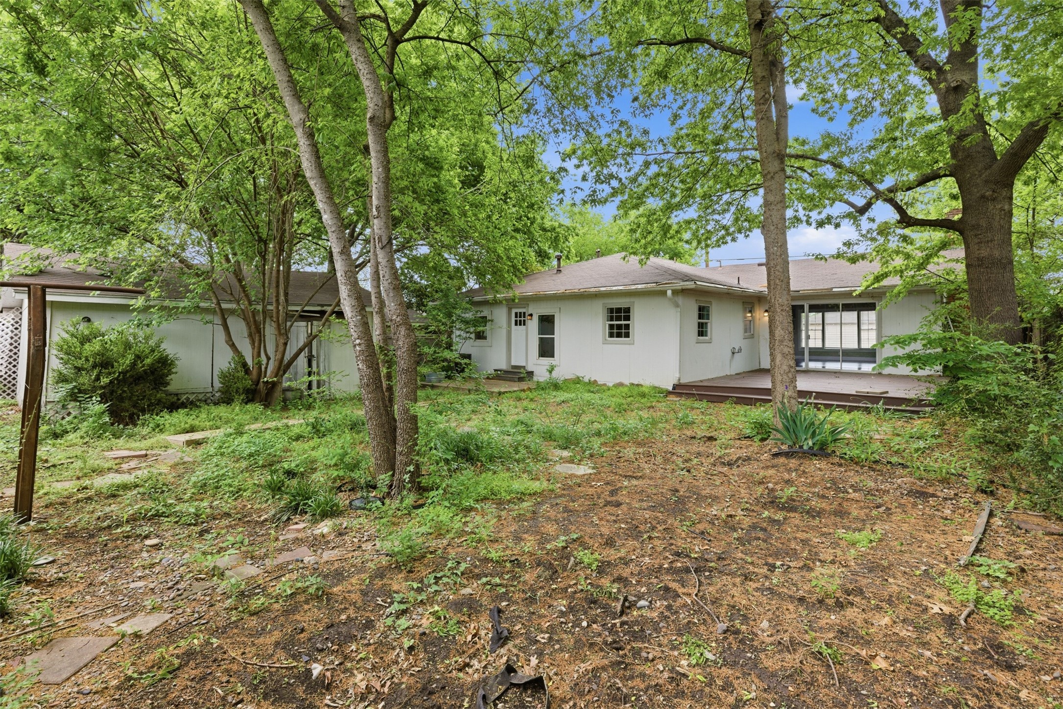 1207 N College Street Mckinney TX 75069