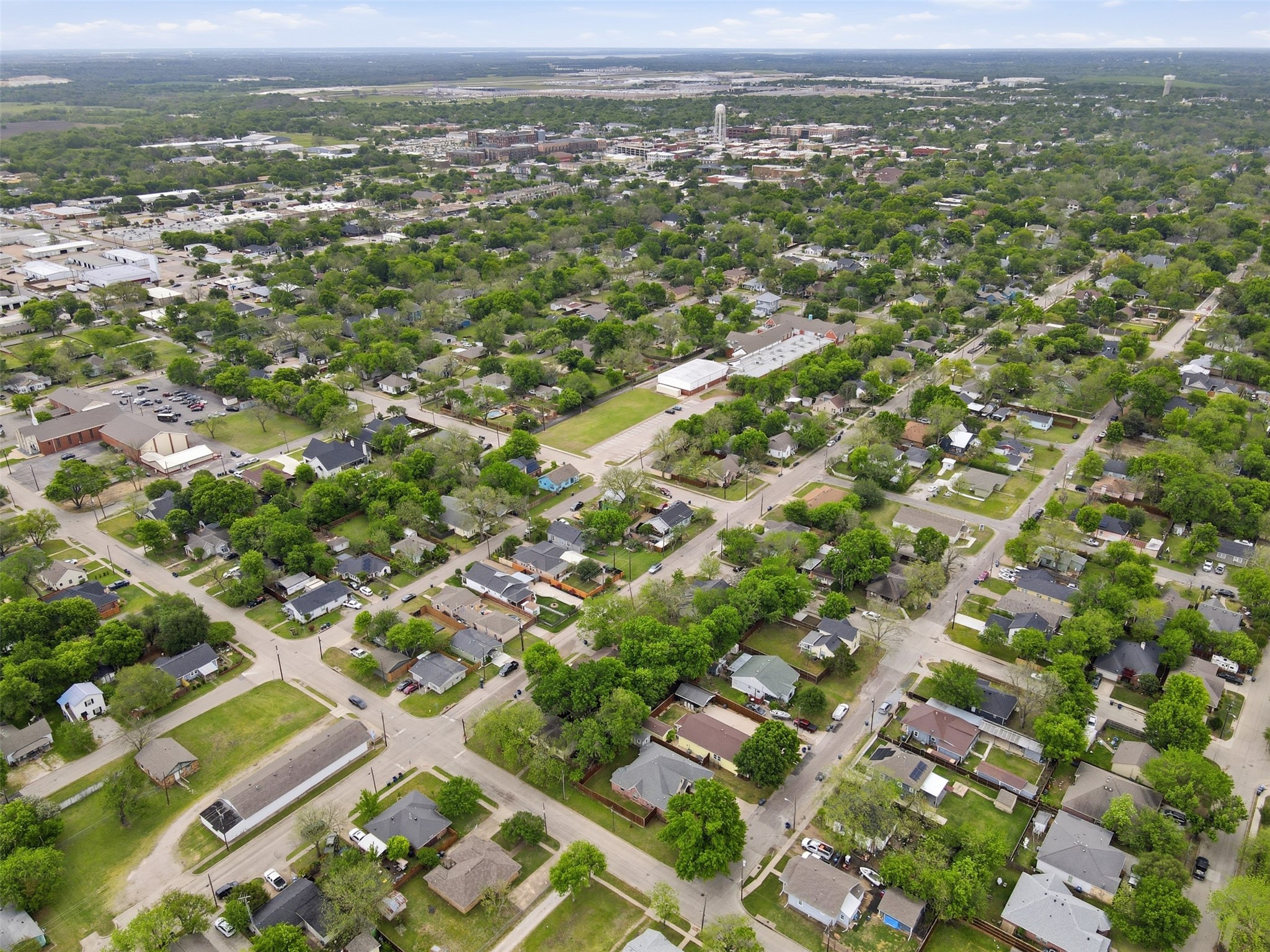 1207 N College Street Mckinney TX 75069