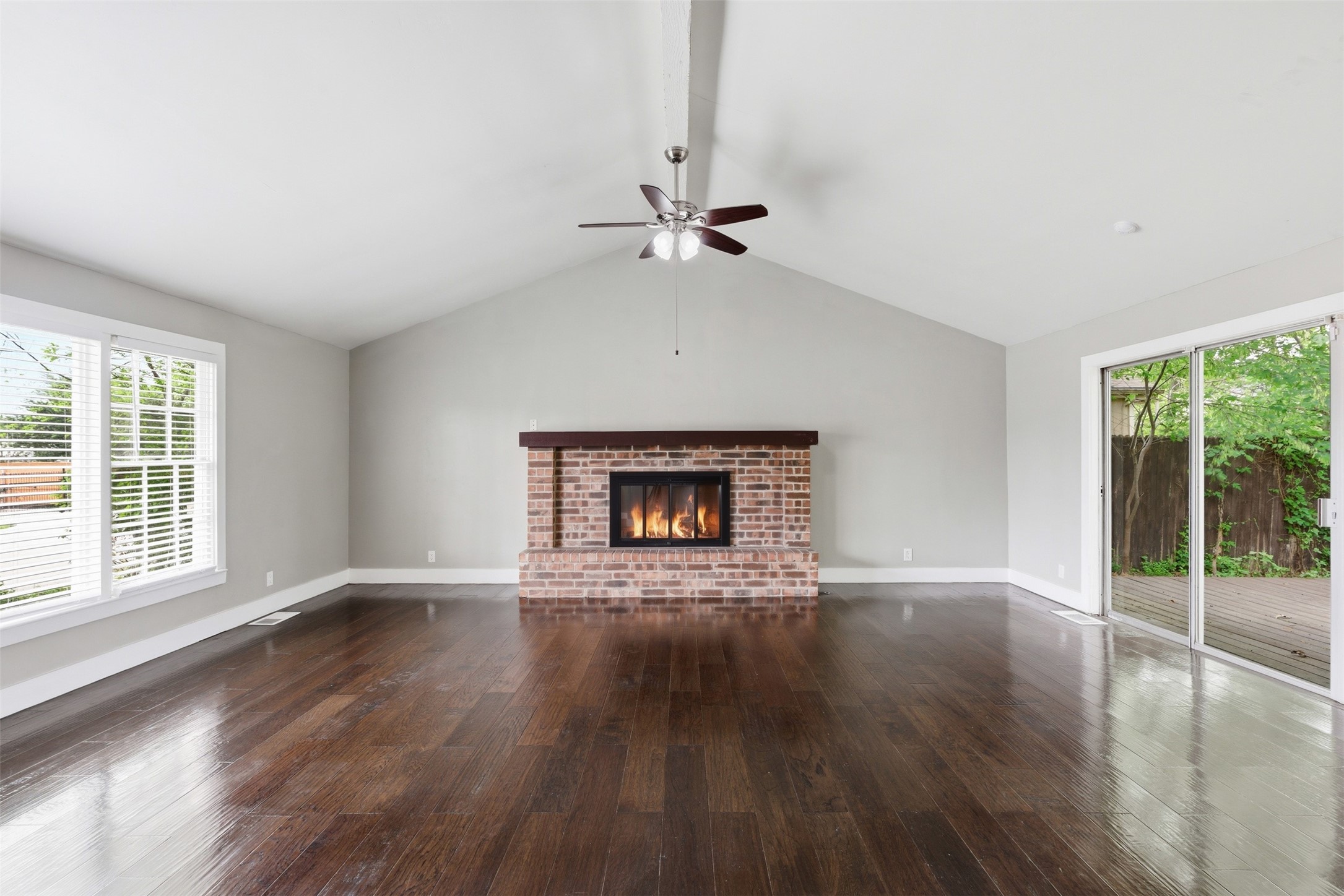 1207 N College Street Mckinney TX 75069