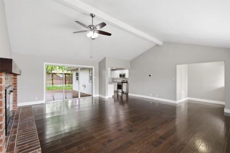 1207 N College Street Mckinney TX 75069