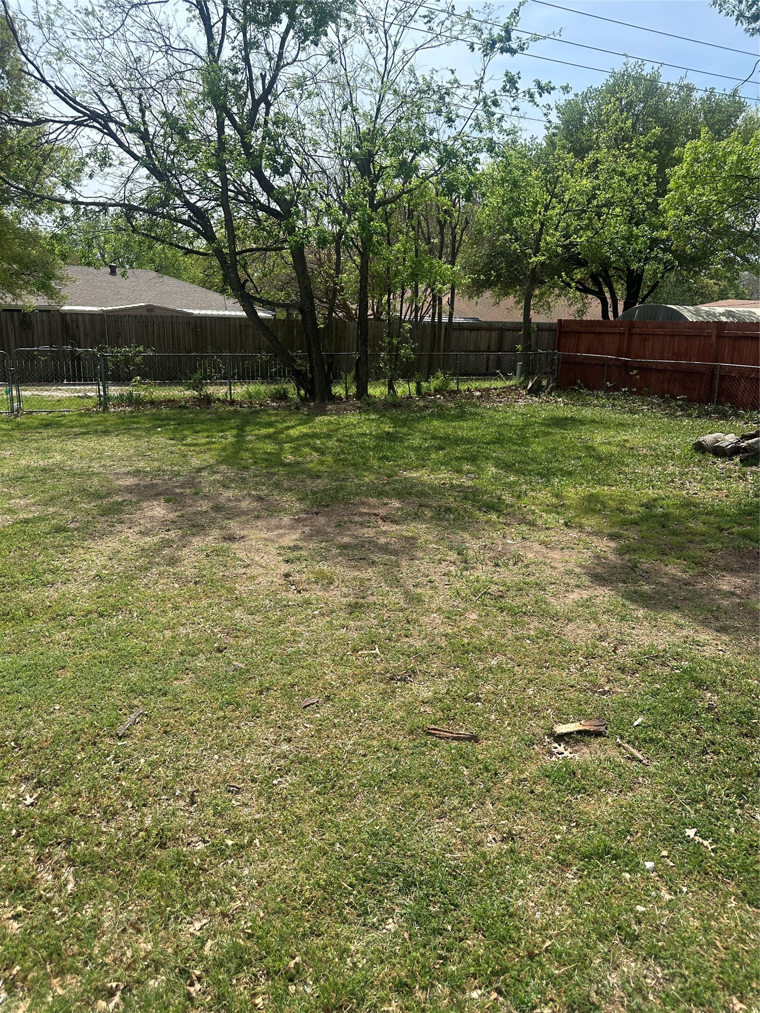 1207 Pebble Street Bowie TX 76230