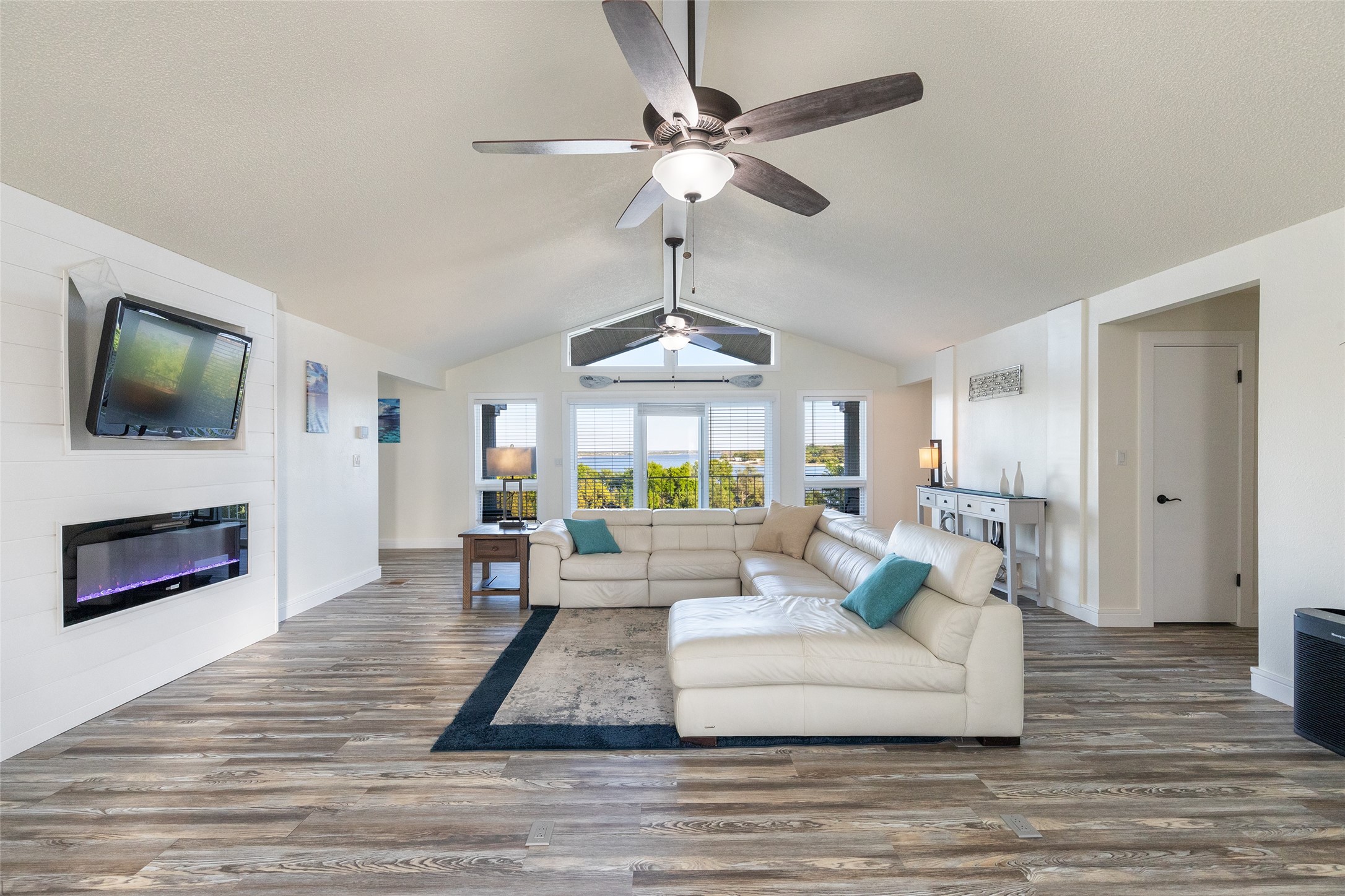 9014 Mesa View Road Brownwood TX 76801