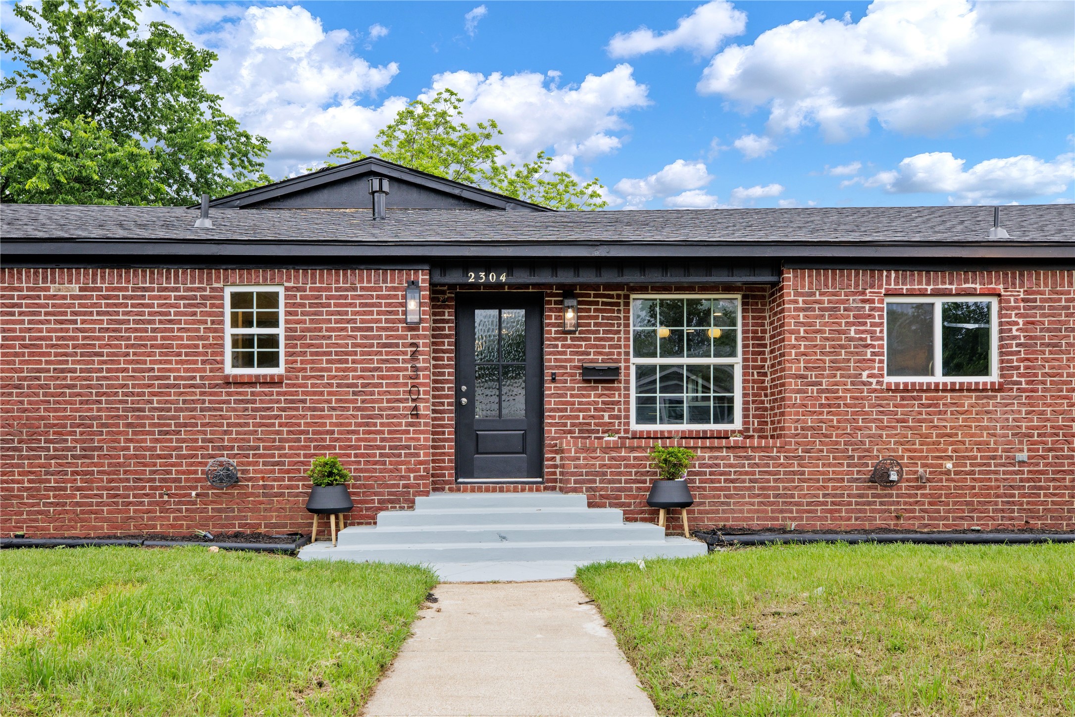 2304 Annabelle Lane Fort Worth TX 76119