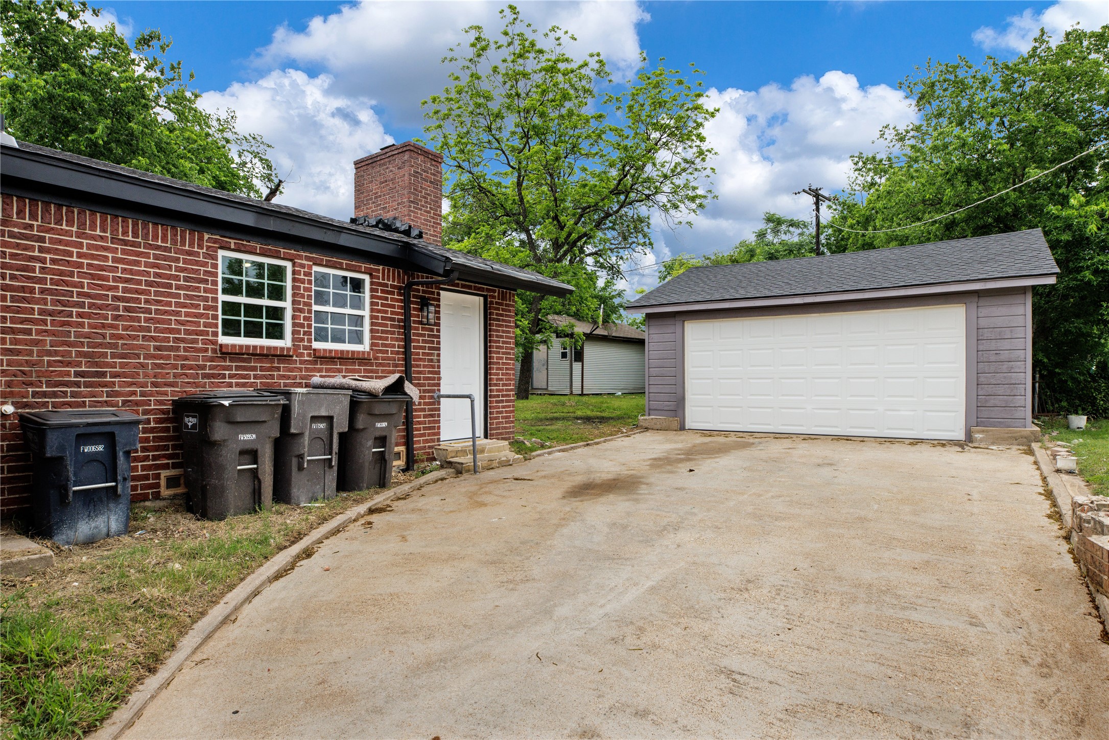 2304 Annabelle Lane Fort Worth TX 76119