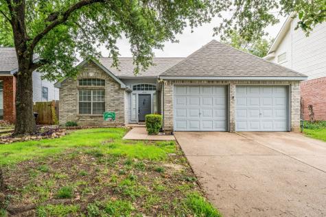 4749 Waterway Drive N Fort Worth TX 76137