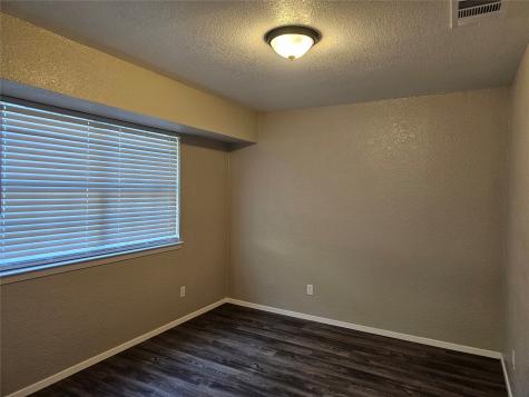 200 E Charles Street Riesel TX 76682